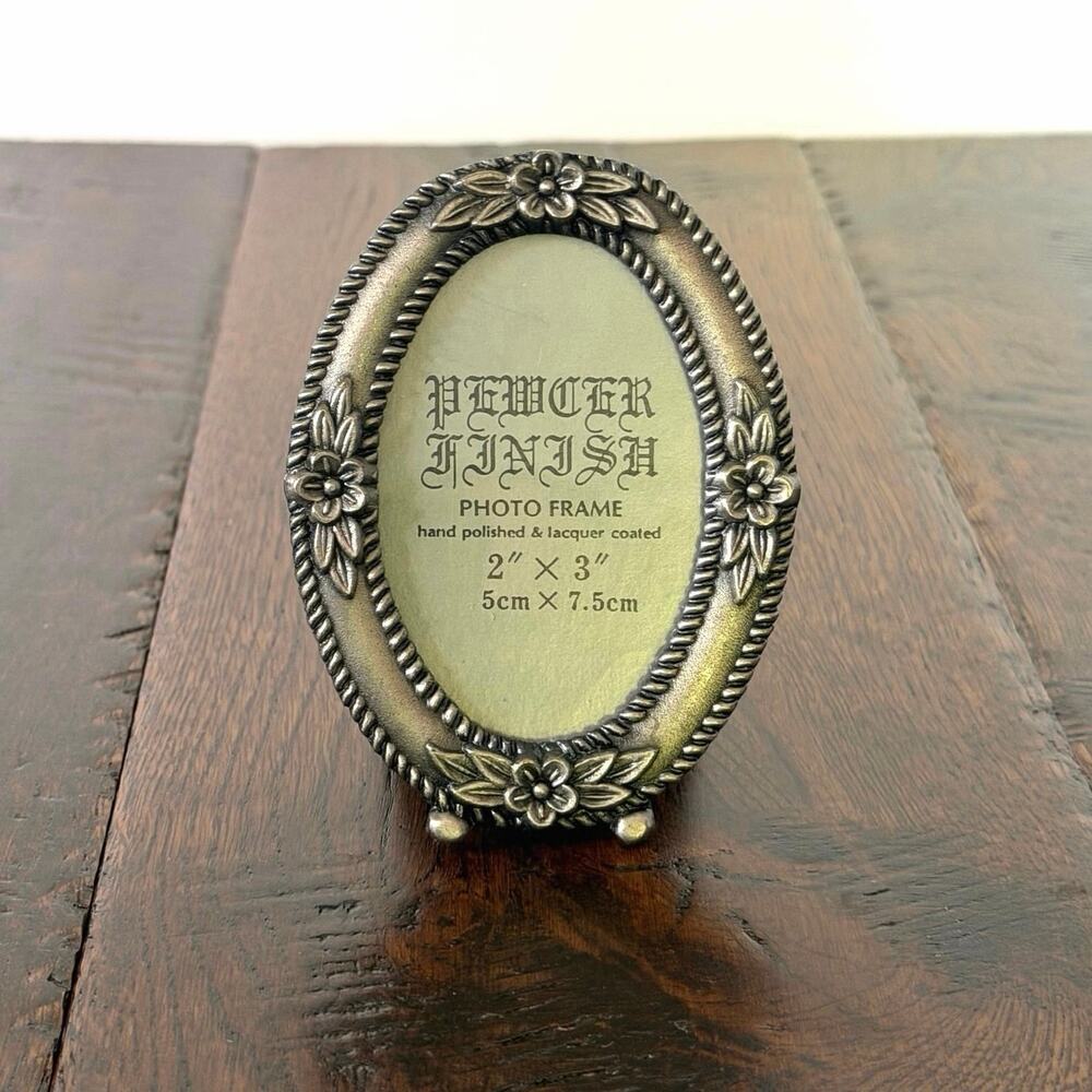 Vintage Pewter Finish Miniature Oval Picture Frame | Ornate Floral Detail Frame